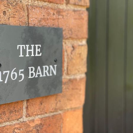 Elegant Peaceful Barn In Rural Village Setting Close To Stratford Upon Avon Exterior photo